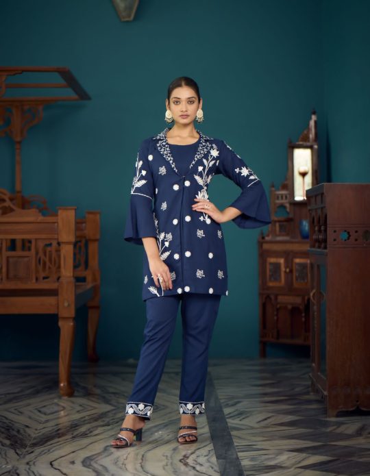 Designer Ladies Cotton Kurti Pant Set at Rs 899/piece, Kurti With Pants in  Surat